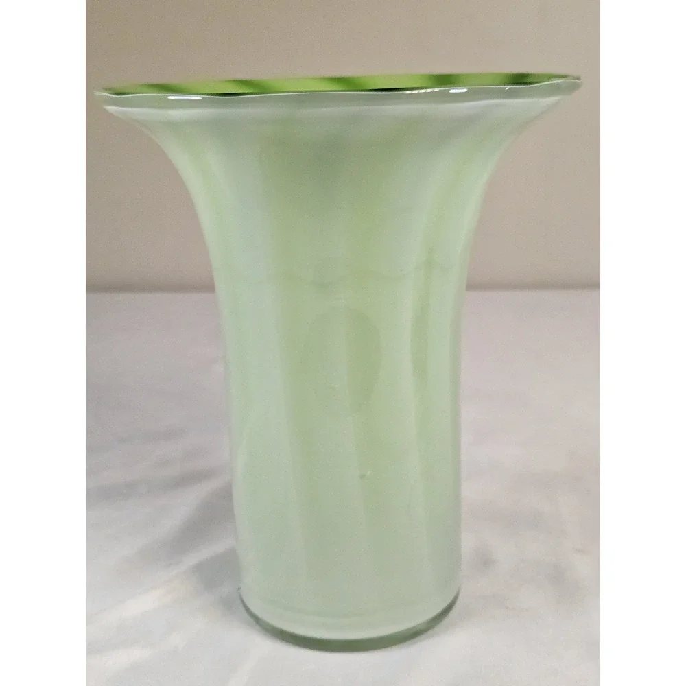 Lime Green White Swirl Art Glass‎ Vase Flared Trumpet Rim 9.5 Inch Hand Blown